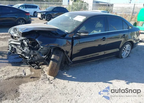 2015 Volkswagen Jetta 1.8T Se из США, поврежденный, VIN 3VWD07AJ7FM403719